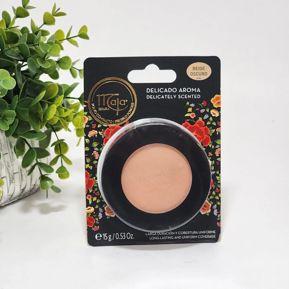 Maja Beige Oscuro Cream Powder Face makeup 0.53 oz 15 g Uniform Coverage Mirror